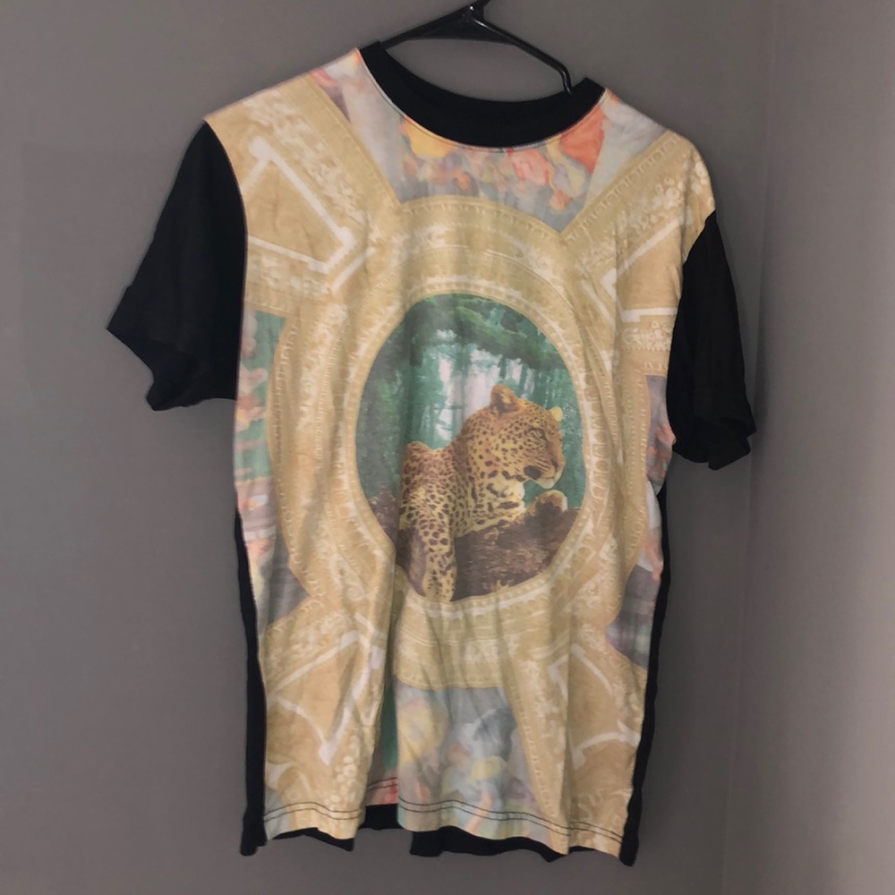 Leopard Italian print tee